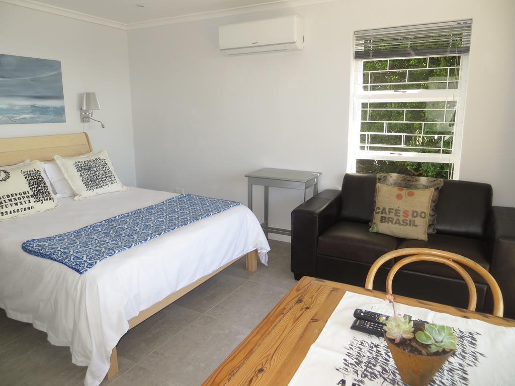 Camps Bay Studio Guesthouse - Studio Città del Capo Esterno foto