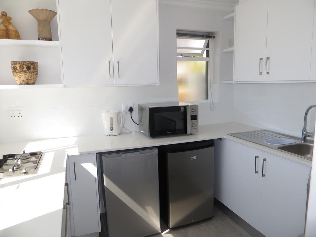 Camps Bay Studio Guesthouse - Studio Città del Capo Esterno foto