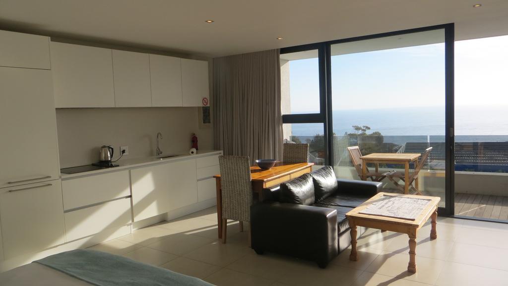 Camps Bay Studio Guesthouse - Studio Città del Capo Esterno foto