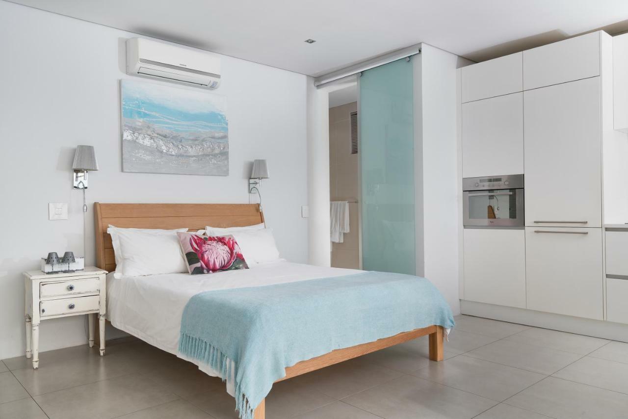 Camps Bay Studio Guesthouse - Studio Città del Capo Esterno foto